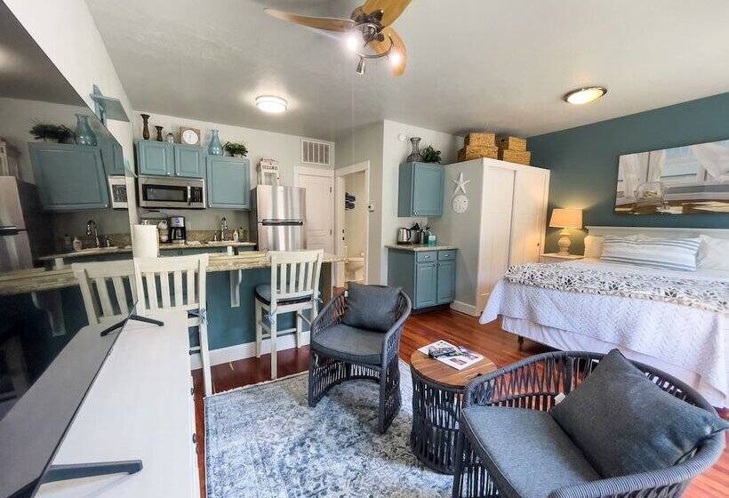 Jacksonville Towne Square