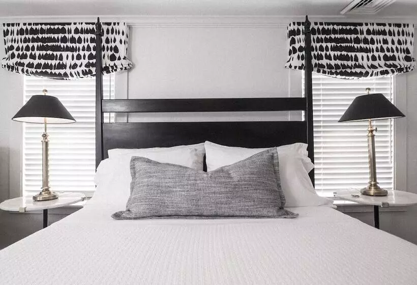 James Pharmacy Bed And Breakfast