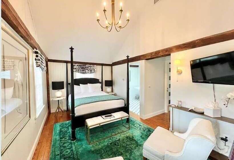 James Pharmacy Bed And Breakfast