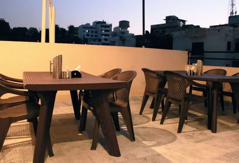 Maruti Group Of Hotels   Hotel Shri Naman