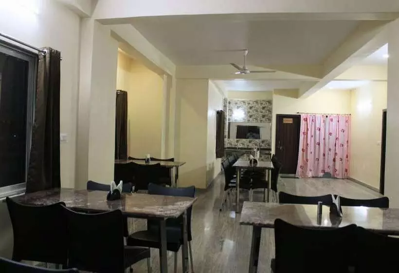 Maruti Group Of Hotels   Hotel Shri Naman