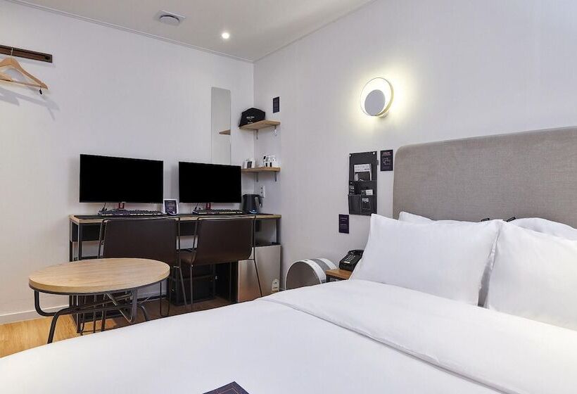 Motel Just Stay Hotel Osan Station Branch