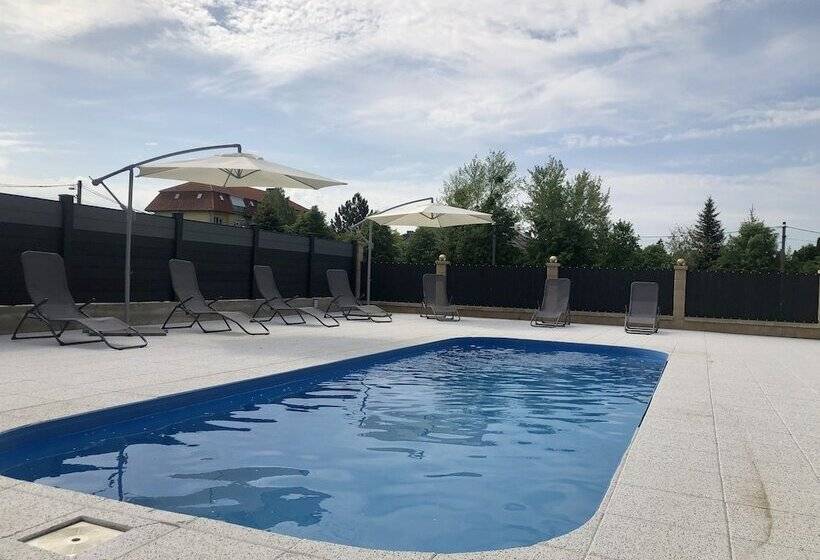 פנסיון Alenso Guesthouse Hévíz