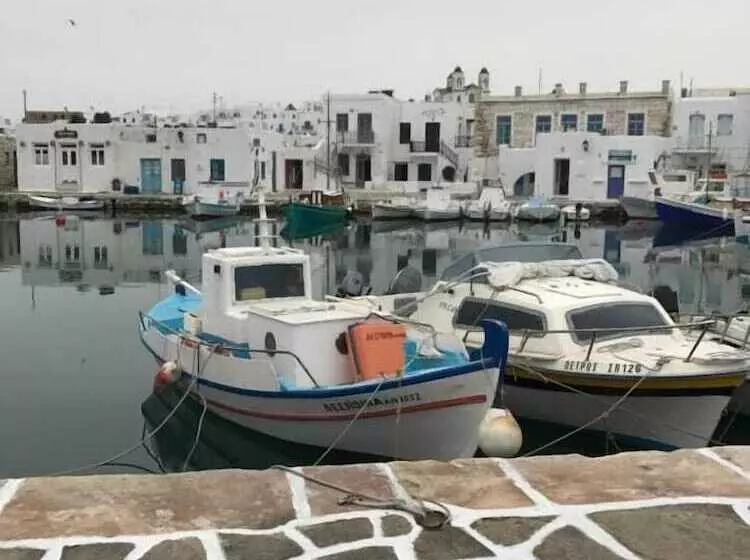 Majatalo Kamara Rooms In Naousa