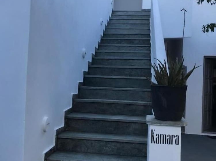 פנסיון Kamara Rooms In Naousa