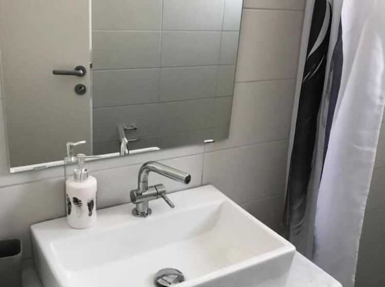 פנסיון Kamara Rooms In Naousa