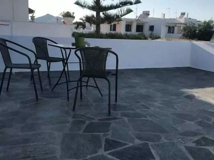 Majatalo Kamara Rooms In Naousa