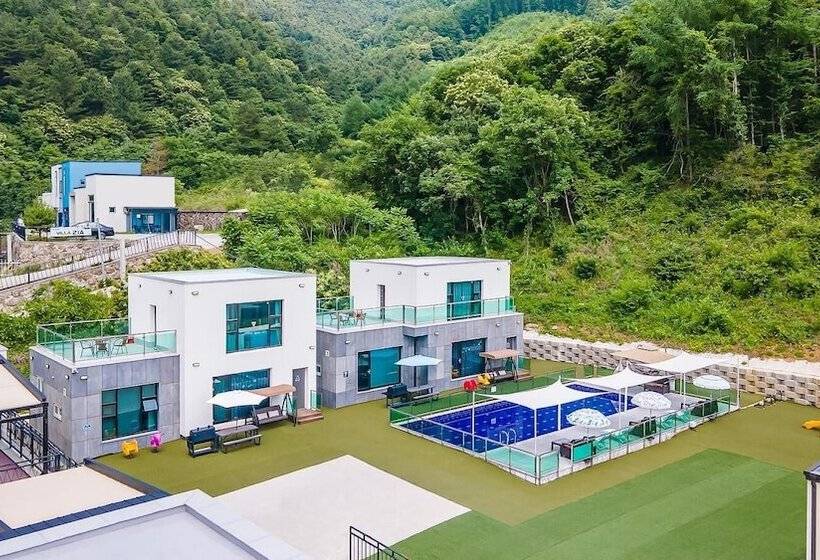 펜션 Gapyeong Staykidspoolvilla