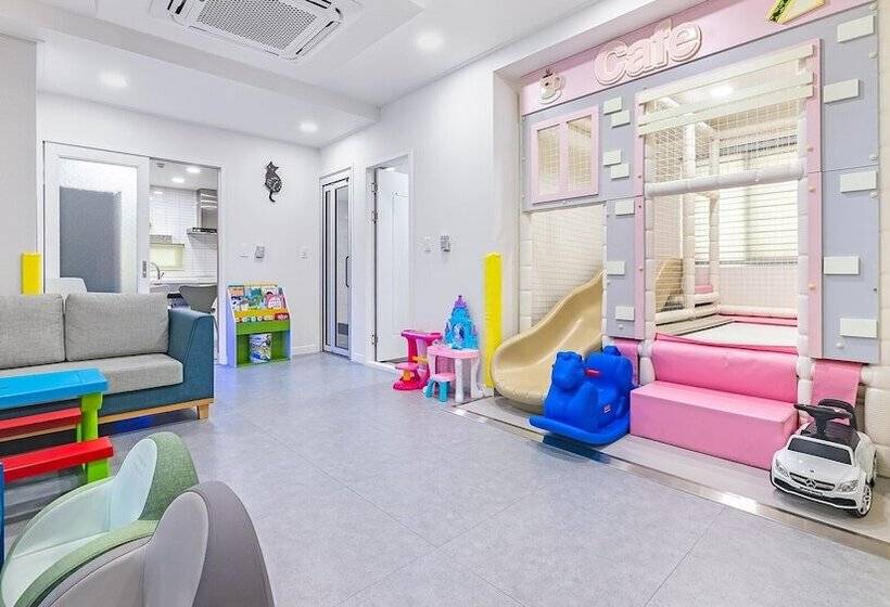 펜션 Gapyeong Staykidspoolvilla