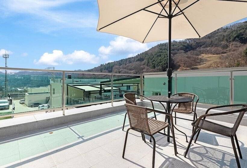 펜션 Gapyeong Staykidspoolvilla