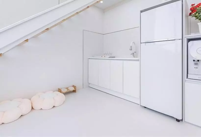 پانسیون Yeosu Nukim Poolvilla