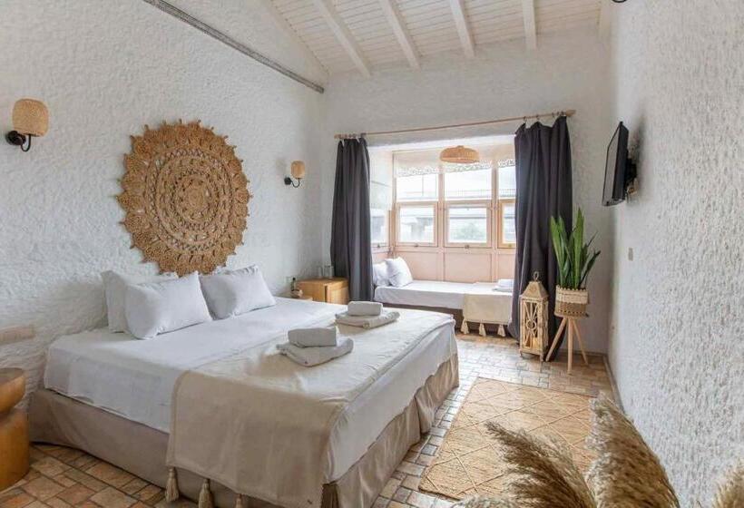 Rupa Hotel Alaçatı  Adults Only