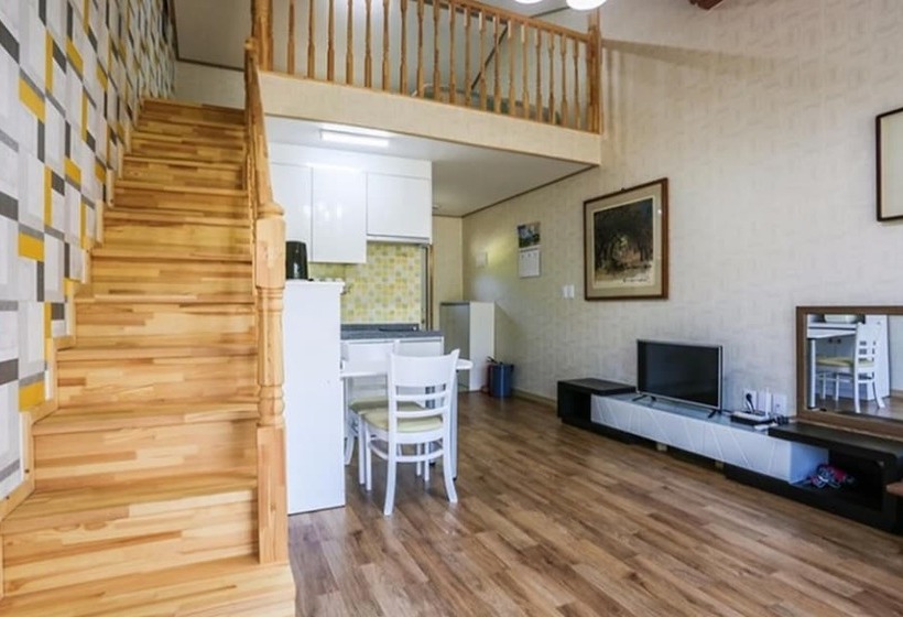 Sogeumgang Naetmulsori Pension