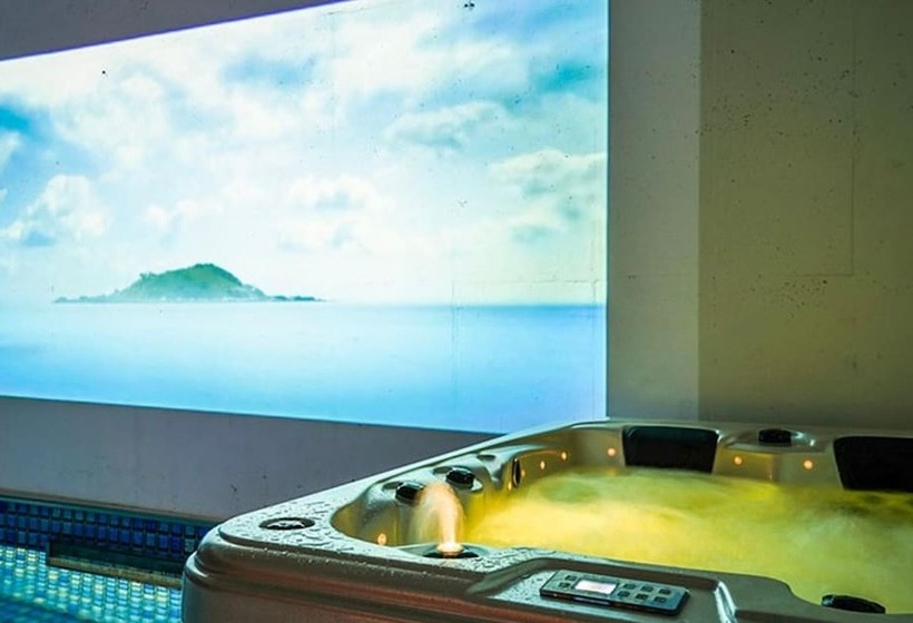 Gapyeong Junghwa Yeogak Pension