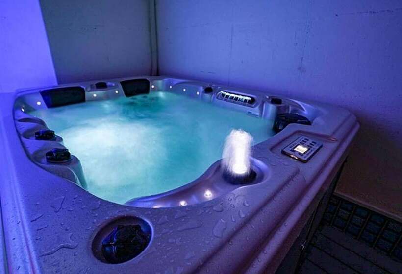 Gapyeong Junghwa Yeogak Pension