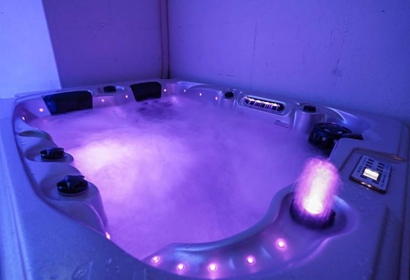 Gapyeong Junghwa Yeogak Pension