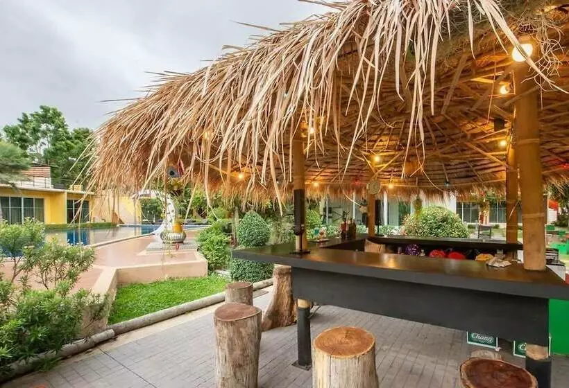 Hotelli Bangkok Grand Resort