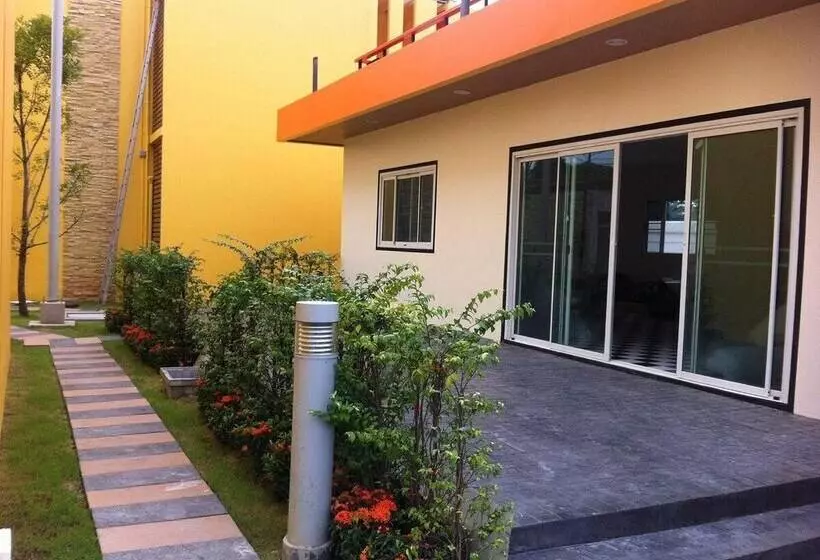 Hotelli Bangkok Grand Resort