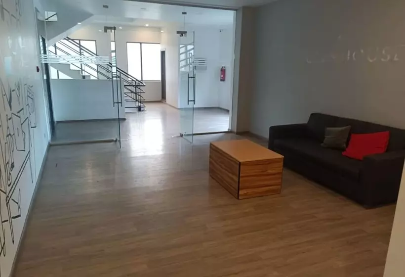 Hotelli Dbr Suites, Sarjapur Road