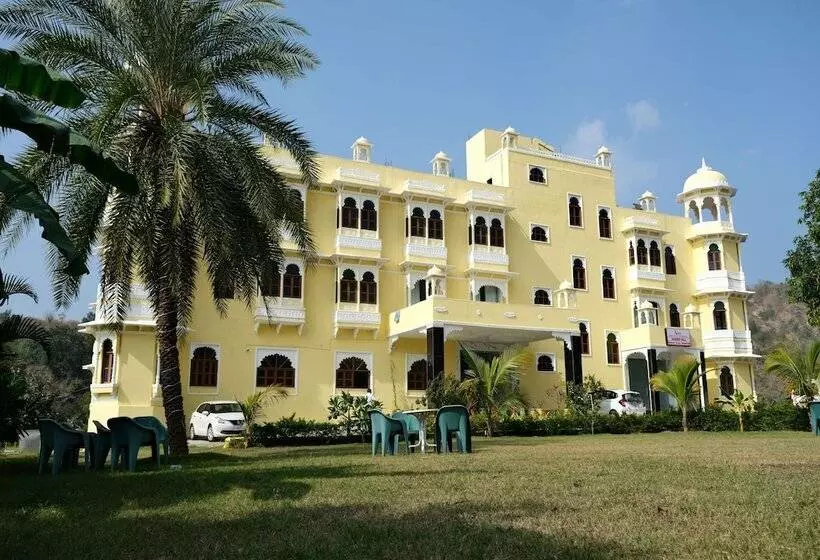 ホテル Doongar Fort Gurukripa Hilltop Resorts