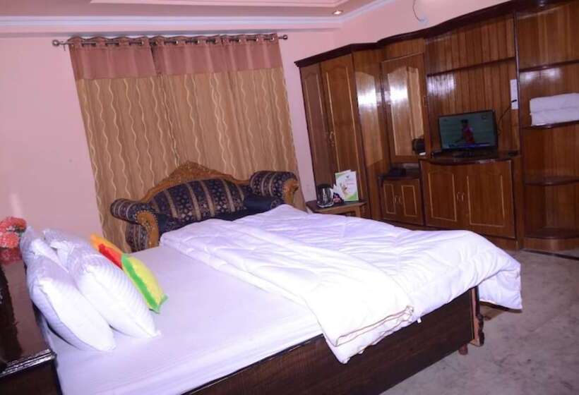 فندق Goroomgo Chandwick View Shimla