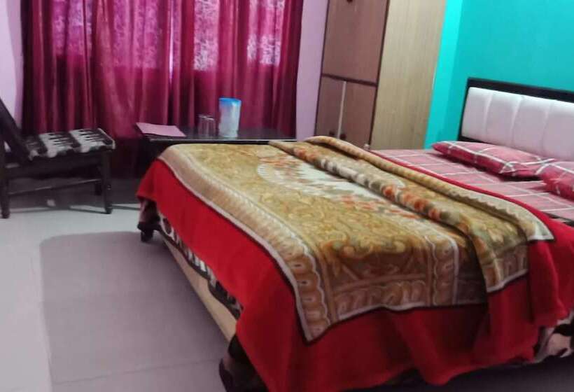 هتل Goroomgo Galaxy Inn Manali