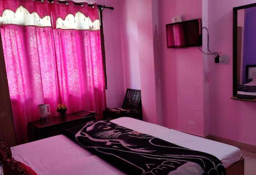 هتل Goroomgo Galaxy Inn Manali