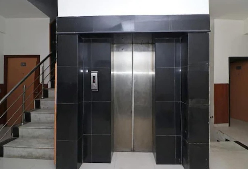 Hotel Goroomgo Pal Regency Ambala