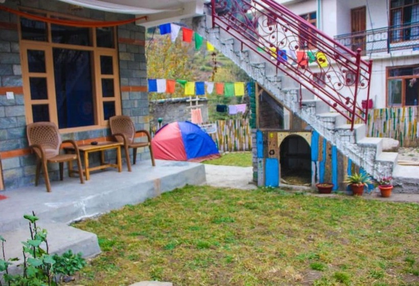 هتل Goroomgo The Rama S Manali