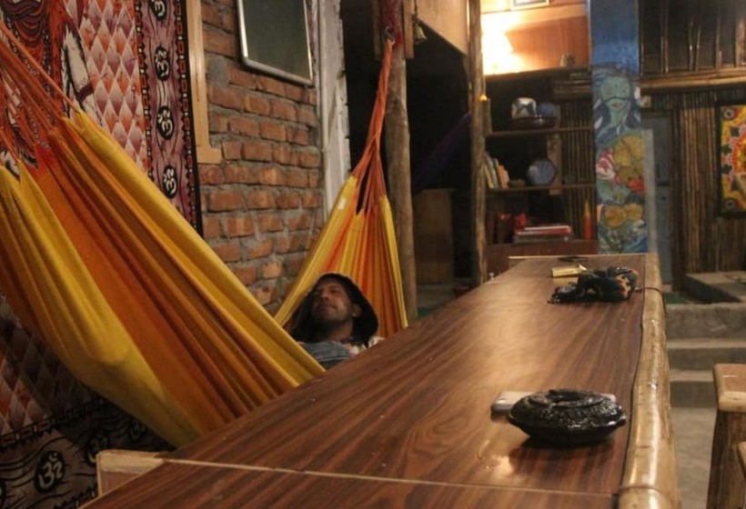 هتل Goroomgo The Rama S Manali