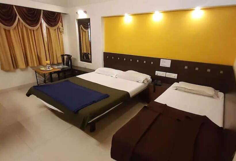 فندق Goroomgo Ug Royal Bengaluru