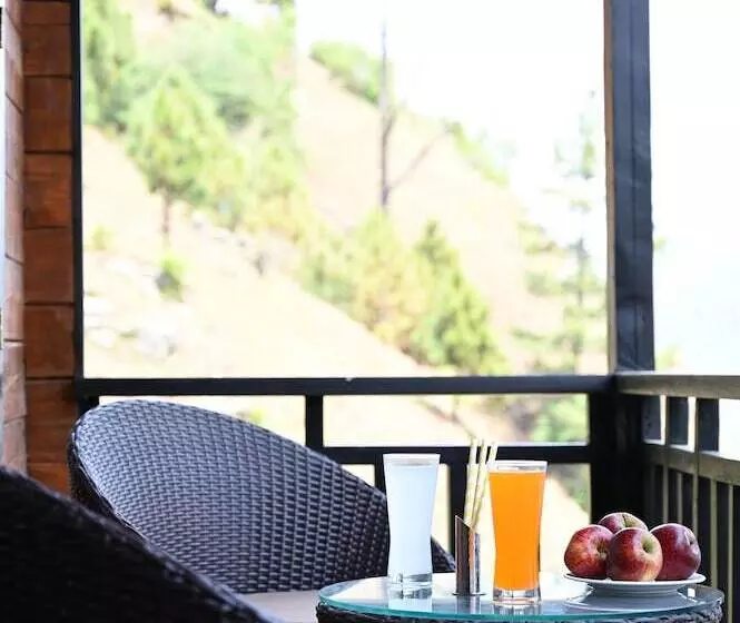 ホテル Justa Cliffend Resort & Spa Mashobra