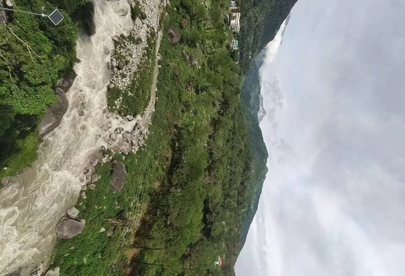 ホテル Manuni Inn   Riverside