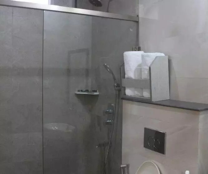 ホテル Manuni Inn   Riverside