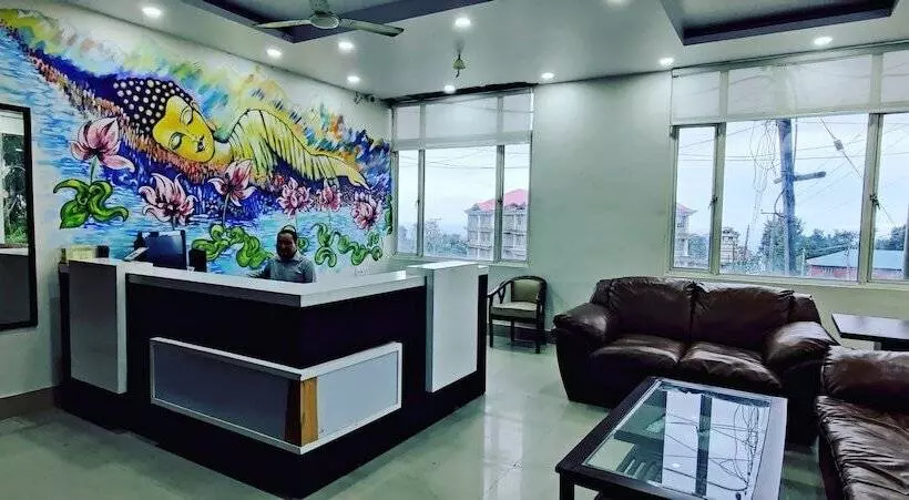 ホテル Manuni Inn   Riverside