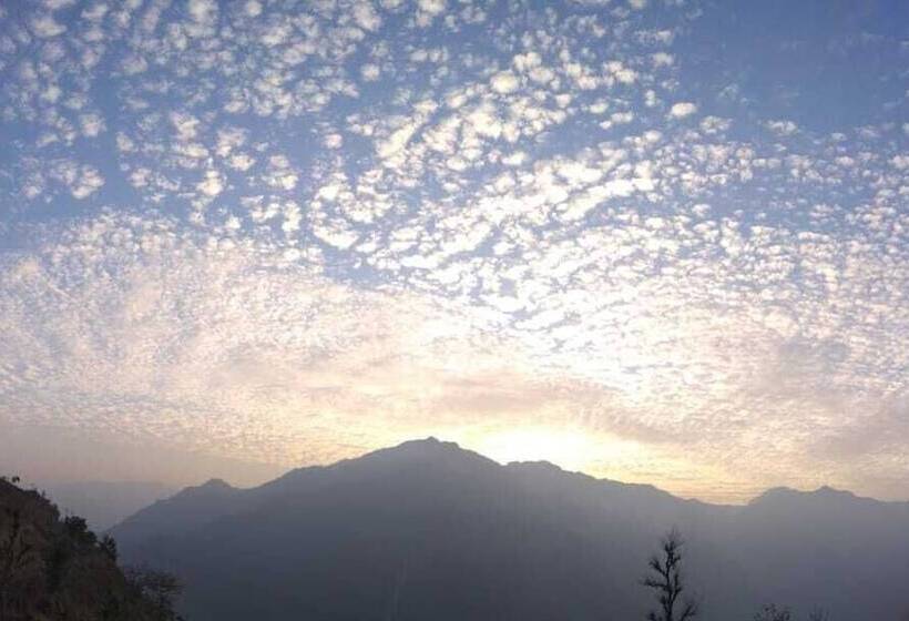 בית מלון כפרי P.vee Resorts