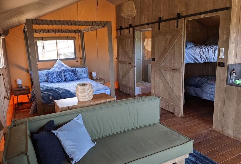 בית מלון כפרי Maple Park