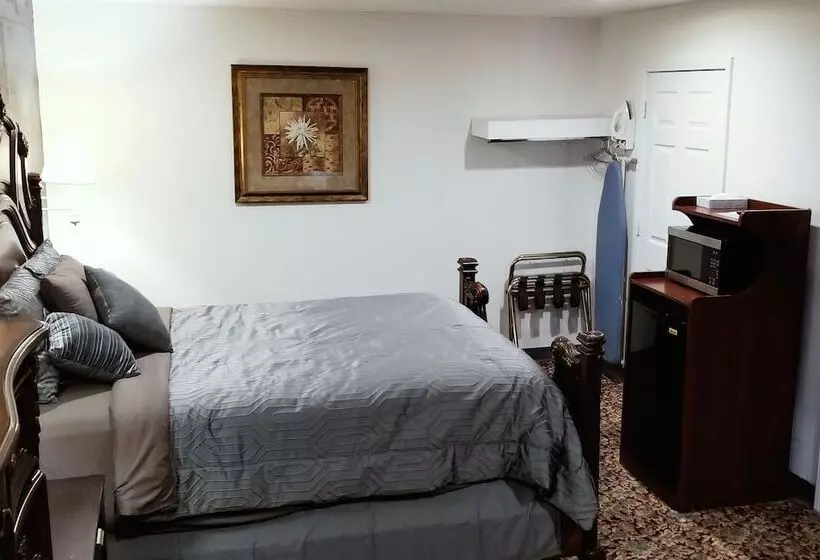 ホテル Skypalace Inn & Suites Hutchinson