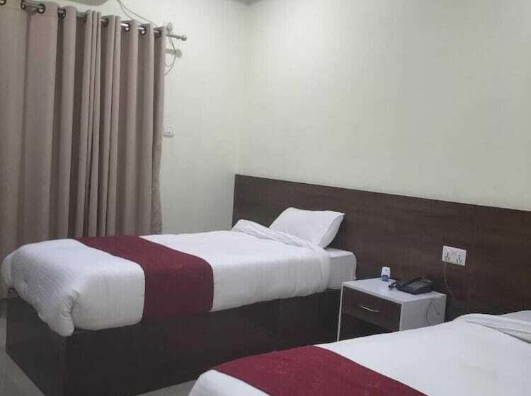 هتل Sun Star International