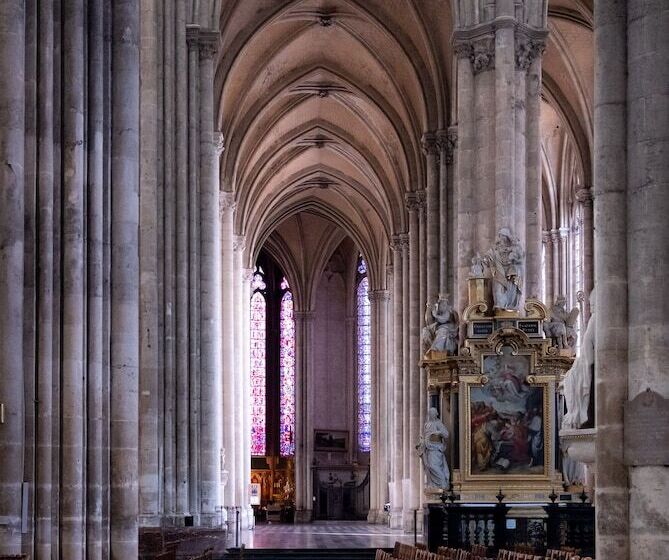 هتل The Originals Boutique Hôtel Amiens Sud