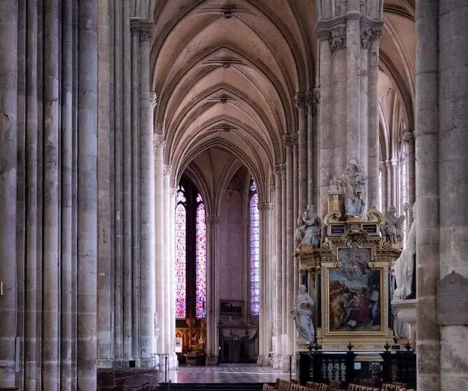 Hotelli The Originals Boutique Hôtel Amiens Sud