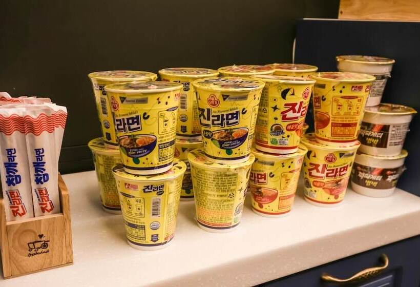 מוטל Daejeon Yuseong Watto