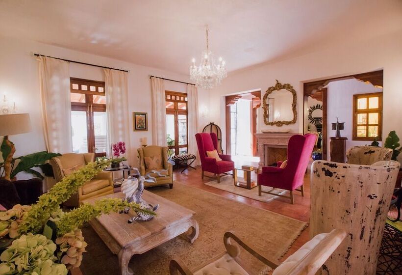 پانسیون Casa Morales Hotel Boutique Tlaquepaque