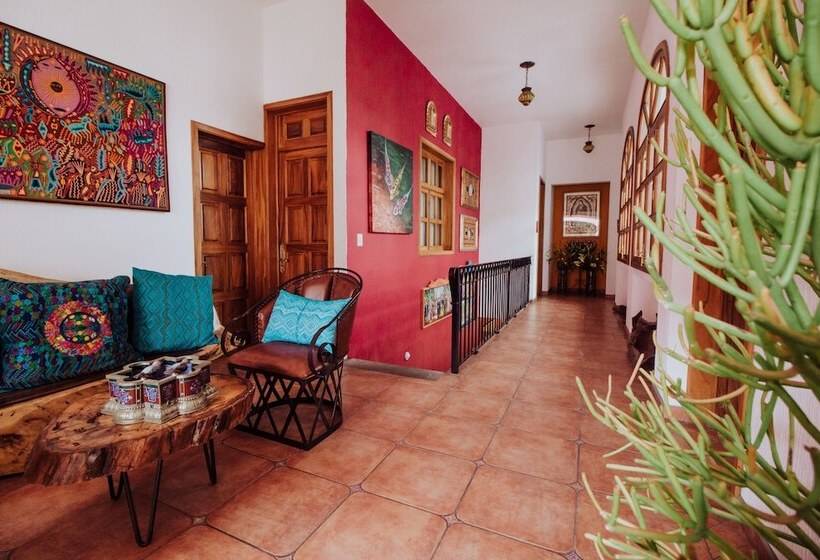 پانسیون Casa Morales Hotel Boutique Tlaquepaque
