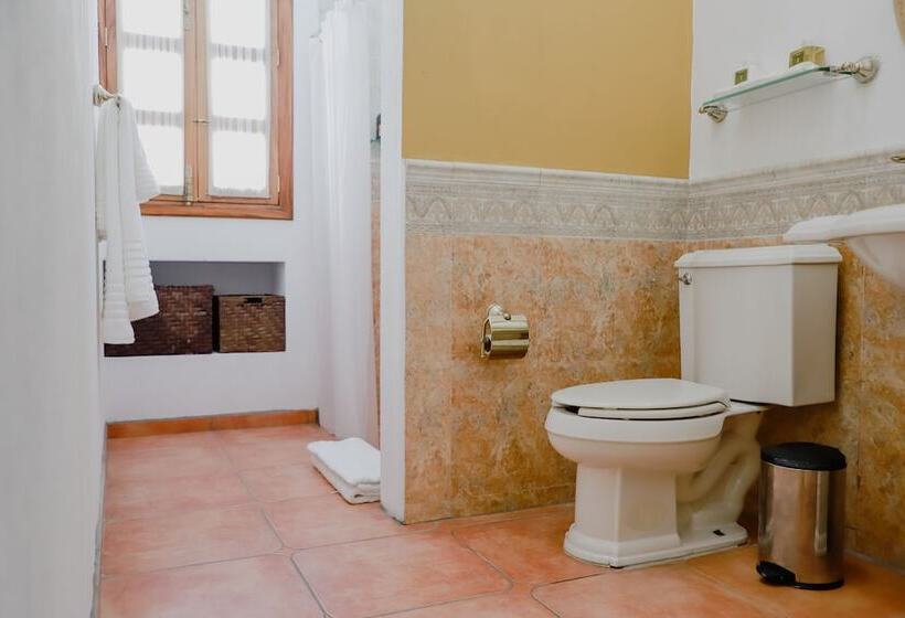 پانسیون Casa Morales Hotel Boutique Tlaquepaque