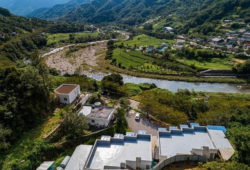 Pension Hadong Yegrina Pool Villa