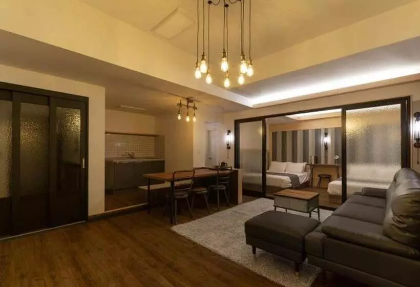 پانسیون Jebudo Kerensia Resort