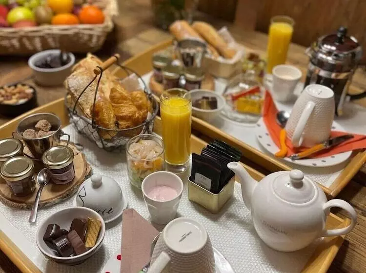 Majatalo Marquise Barbot