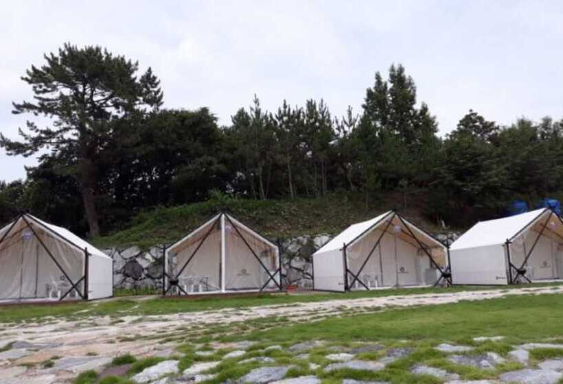 פנסיון Namhae Healing Island Glamping