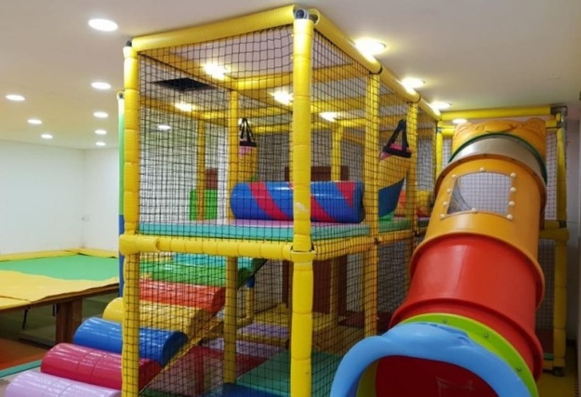 פנסיון Namhae Healing Island Glamping